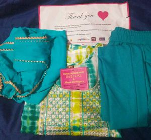 Elegant Embroidered Kurta