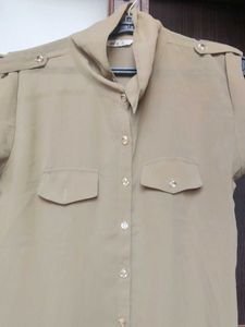 Elegant Sleeveless Blouse