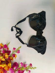 🇳🇿💫♥️ Imported Black Sequin Bikini Top