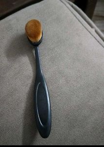 Sale!!🎉Garnier Moisturizer with makeup brush