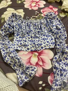 floral print crop top