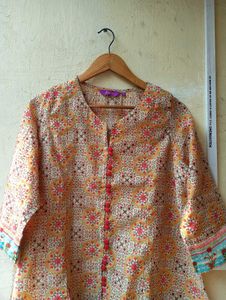 Beautiful Printed Kurta / Tunic (Women)