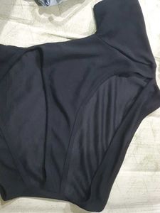 Black One-Shoulder Crop Top