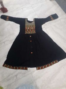 Elegant Embroidered Kurta