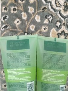 Simple Refreshing Facial Wash