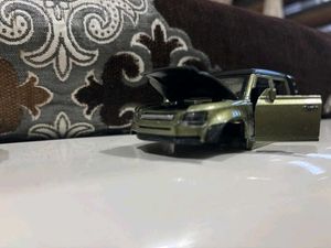 Land Rover Defender Toy Model