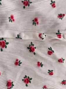 Cute white floral stretchable top