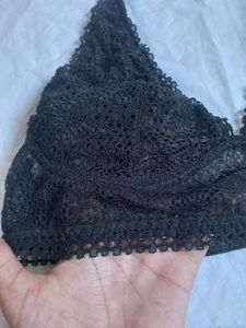 Victoria&#39;s secret women&#39;s Black Lace Bralette bra