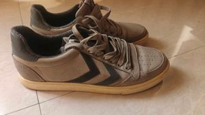 Hummel sneakers