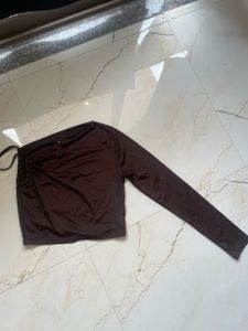 Mocha One-Sleeve Ruched Crop Top