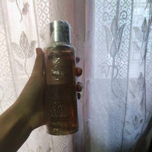 VS Amaretto Fizz