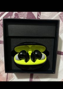Wireless Bluetooth Earbuds
