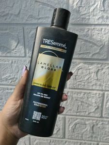 Tresemme Lamellar Gloss Shampoo