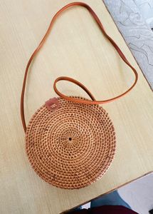 Rattan Round Crossbody Bag