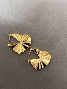 Aesthetic Heart Hoops