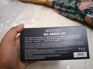 2 Lip Pallate,1 Myglamm Highlighter &amp;  One Liner