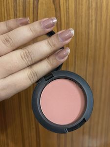 MAC blush