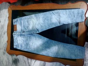 Distressed Light Wash Jeans