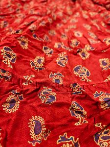 Women&#39;s RED skirt