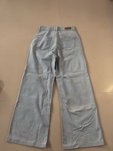 Wide Leg Light Wash Jeans