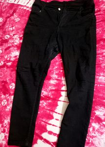 Black Slim Fit Jean