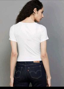 Cute White Button-Front Top🤩