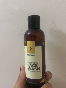 Pilgrim Red Vine Face Wash