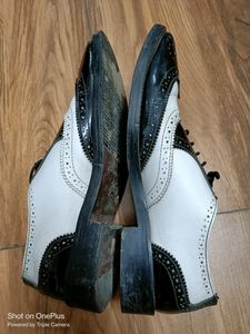 White And Black Brogue Formal Men Shoes