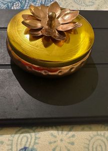 Metal Showpiece