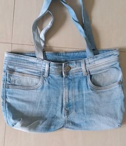 Trendy jeans bag