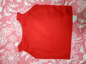 Red Sleeveless Top