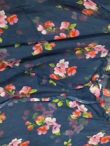 Cute Elastic Floral Top