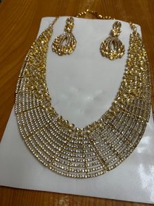 Neck Set With Earrings