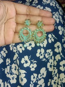 Set Of 2 Earnings