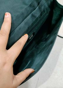 Sling Bags 👜