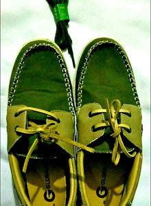 Branded Shoes In Half And Fix Price