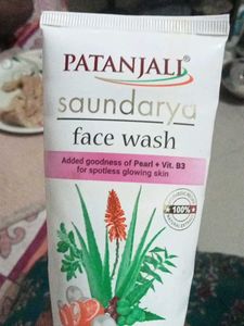 Patanjali Saundarya Face Wash