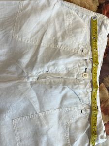 White Women’s Capri
