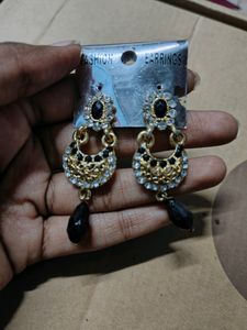 Black Earings