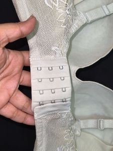 new stylish bra non paded