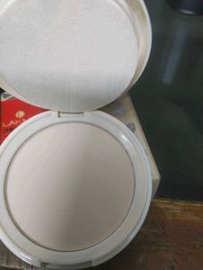 Lakme BB Dried Powder Compact