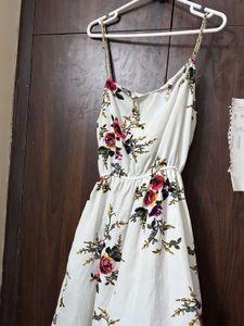 Elegant White Floral Dress