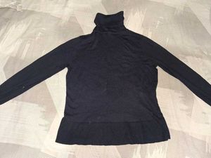 Turtle neck tshirt