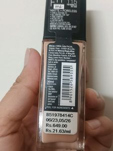 Maybelline Fit Me Matt+ Pores Foundation