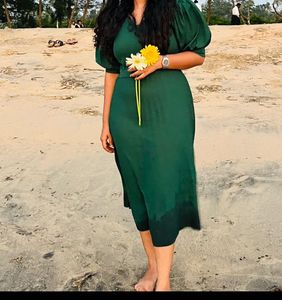 Elegant Green Midi Dress