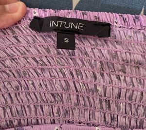 PUFFED SLEEVES LAVENDER TOP
