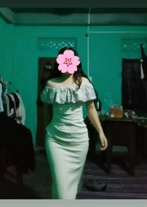 Elegant Off-Shoulder Dress