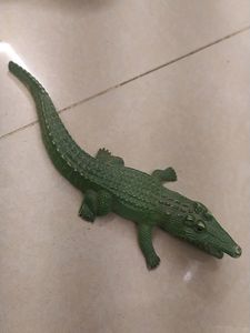 Small Toy Crocodile 🐊