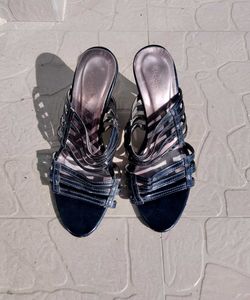 Used pair Of Heels