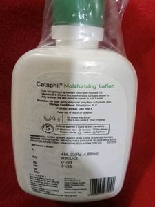 CETAPHIL Moisturising Lotion Vitamin E, B3 nd B5